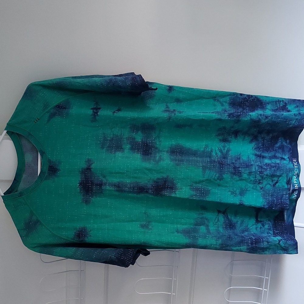 Lululemon Metal Vent Short Sleeve Shirt Marble Tie Dye Perforated Performance